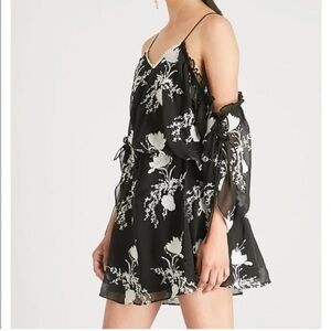 Alice & Olivia Floral Black/White Sheer Mini Dress Embroidered Ballon sleeves